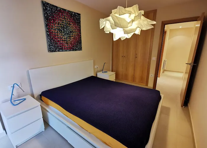 Ideal En Llanca: Terraza, Parking Y Cerca De La Playa - Es-89-87 Apartment Llança